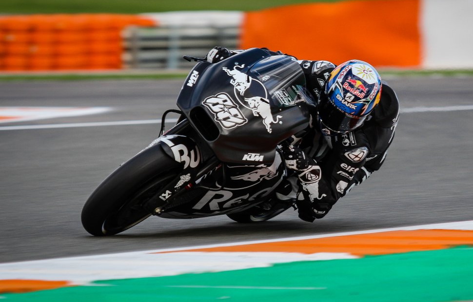 Мигель Оливера, №88, Tech 3 KTM Мигель Оливера, №88, Tech 3 KTM