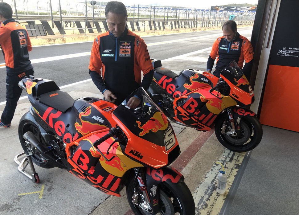 Red Bull KTM Factory Racing MotoGP готовит RC16 для своего новобранца Жоана Зарко Red Bull KTM Factory Racing MotoGP готовит RC16 для своего новобранца Жоана Зарко