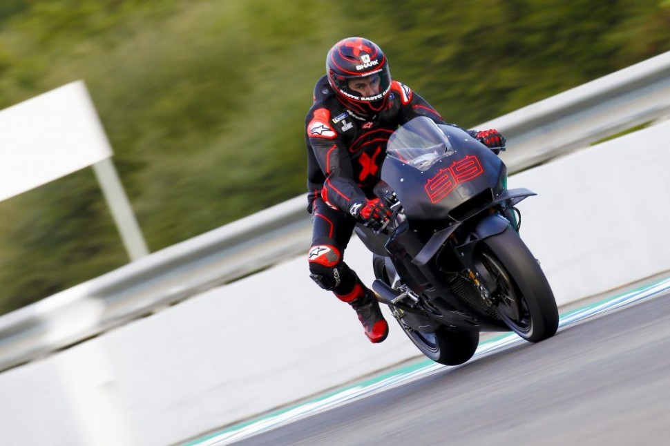 Хорхе Лоренцо на тестах IRTA MotoGP в Хересе: торможение перед 6-м поворотом - с ногой! Хорхе Лоренцо на тестах IRTA MotoGP в Хересе: торможение перед 6-м поворотом - с ногой!