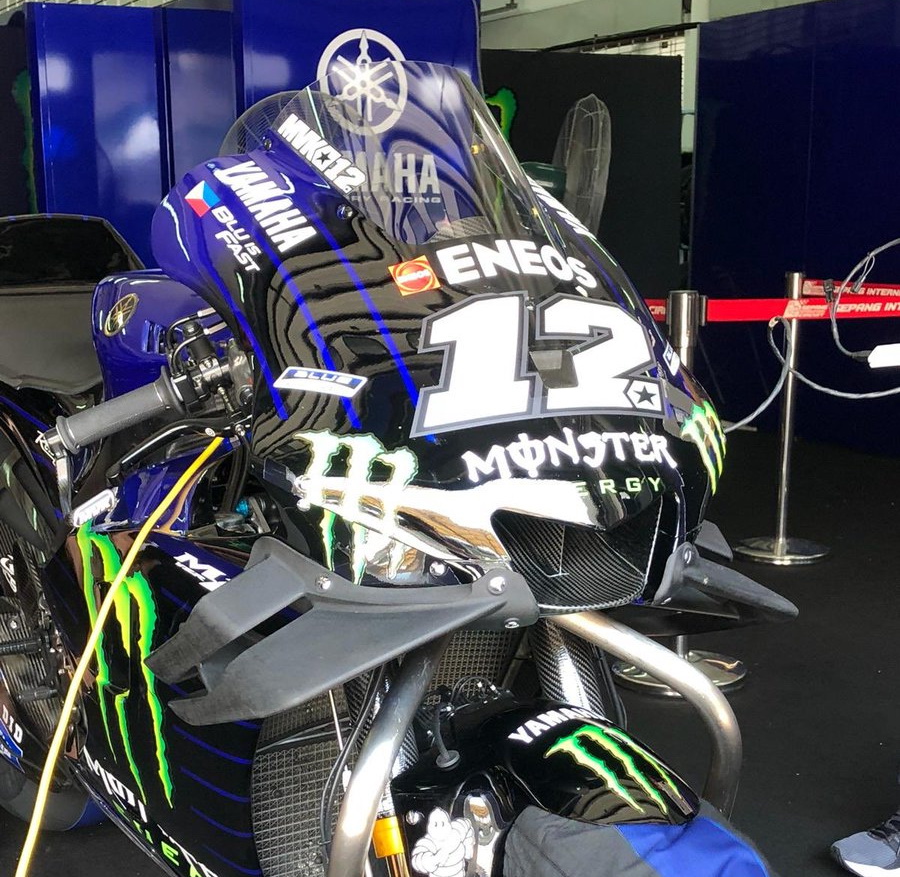 Новая версия двойных винглетов на Yamaha YZR-M1 Виньялеса Новая версия двойных винглетов на Yamaha YZR-M1 Виньялеса