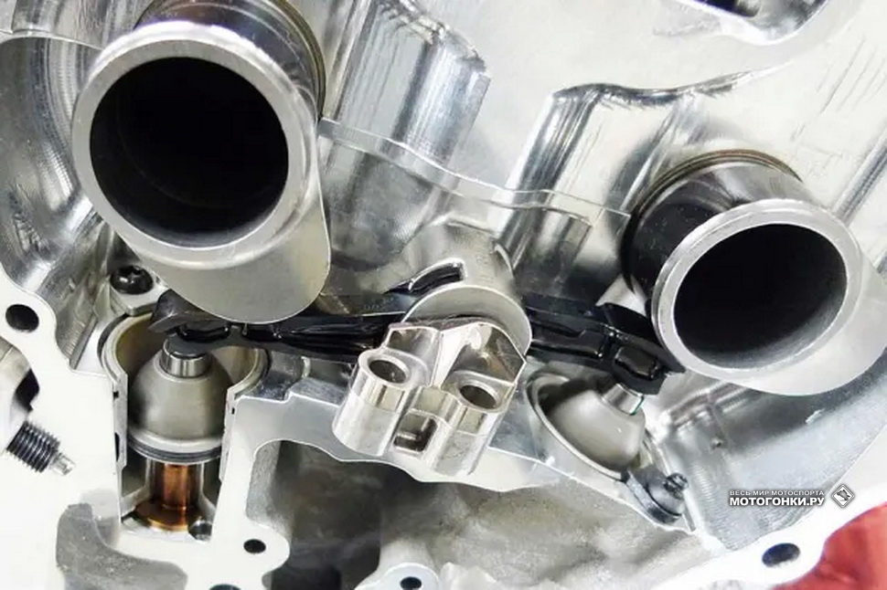 Привод клапанного механизма Honda RC213V Привод клапанного механизма Honda RC213V