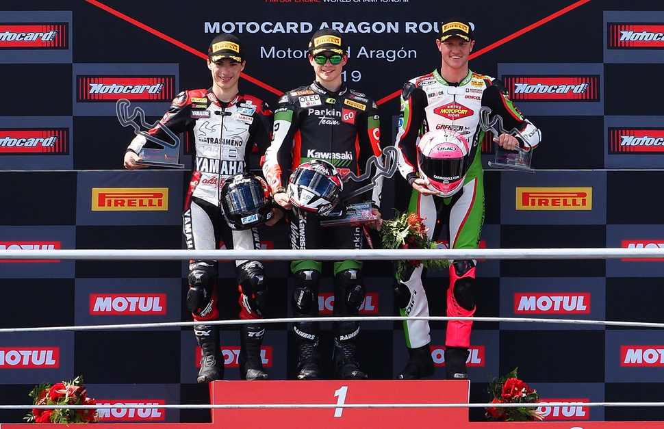 Два Kawasaki на подиуме 1-го этапа World Supersport 300 Два Kawasaki на подиуме 1-го этапа World Supersport 300