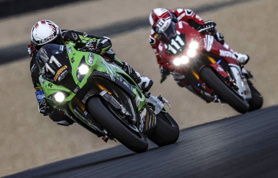 SRC Kawasaki удалось убежать от Honda Endurance Racing, благодаря Safety Car SRC Kawasaki удалось убежать от Honda Endurance Racing, благодаря Safety Car