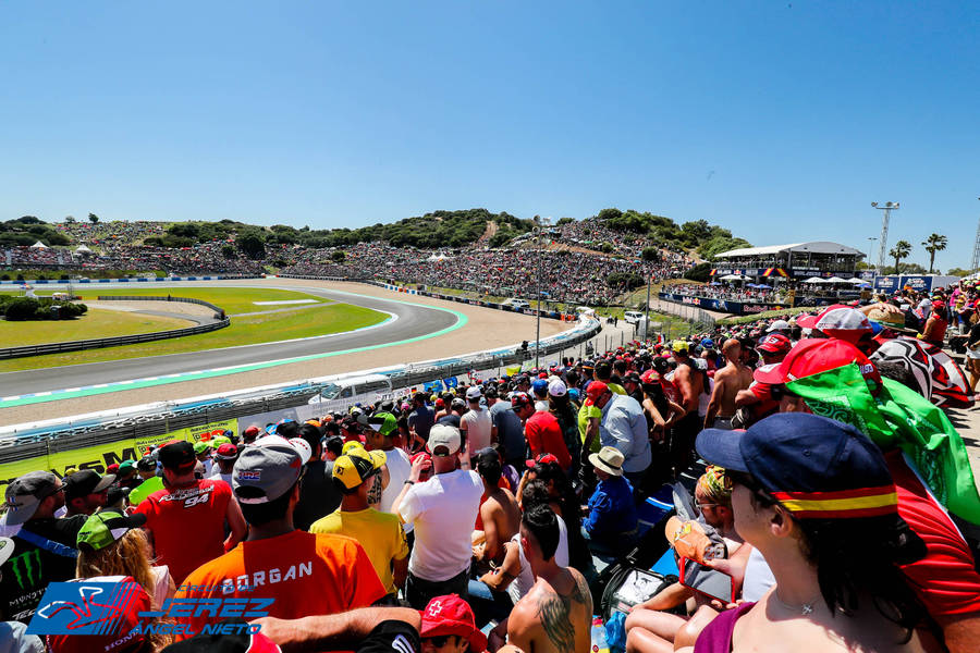 Вид с трибун на 9-10 повороты Circuito de Jerez Вид с трибун на 9-10 повороты Circuito de Jerez