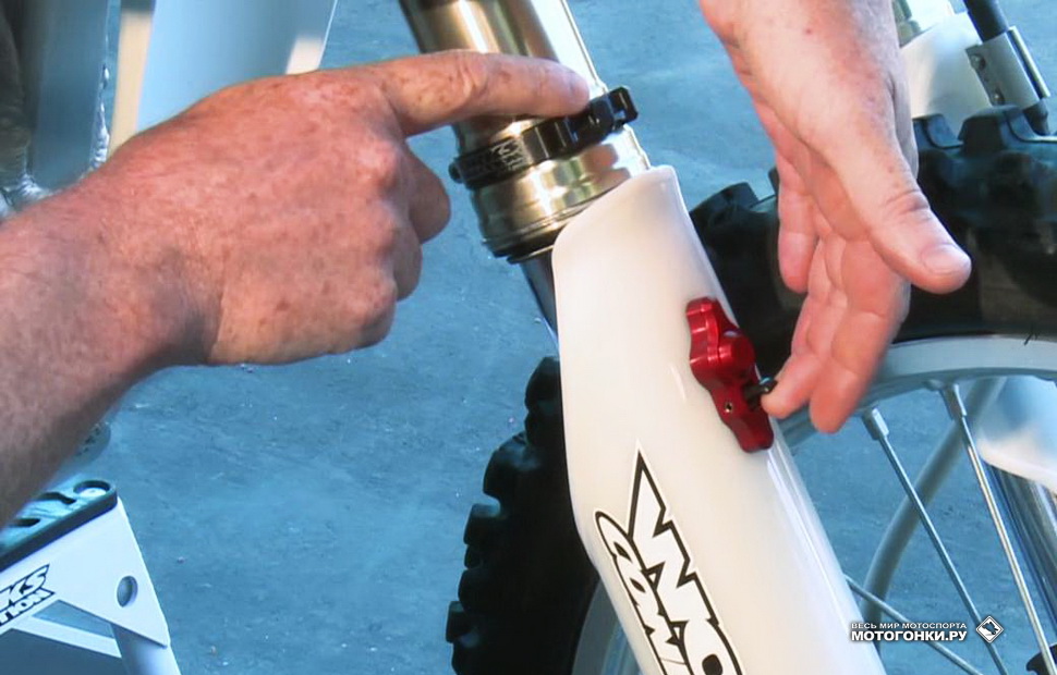 Простейший механический Holeshot device на кроссовом мотоцикле - за 3 копейки! Простейший механический Holeshot device на кроссовом мотоцикле - за 3 копейки!