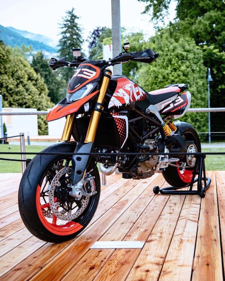 Концепт Ducati Hypermotard 950 от Centro Style Ducati Концепт Ducati Hypermotard 950 от Centro Style Ducati