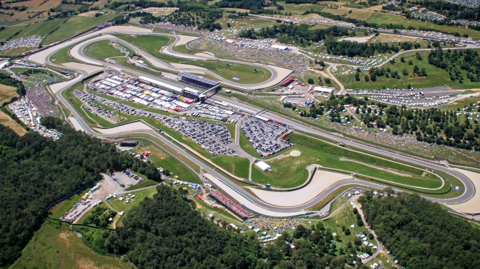 Mugello Circuit с высоты птичьего полета Mugello Circuit с высоты птичьего полета
