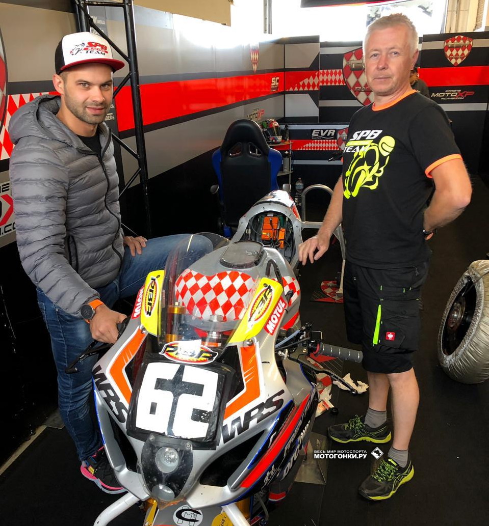 Владимир Леонов и Игорь Забалуев в боксе GSM Racing Team, 8 Hours of Oschersleben Владимир Леонов и Игорь Забалуев в боксе GSM Racing Team, 8 Hours of Oschersleben