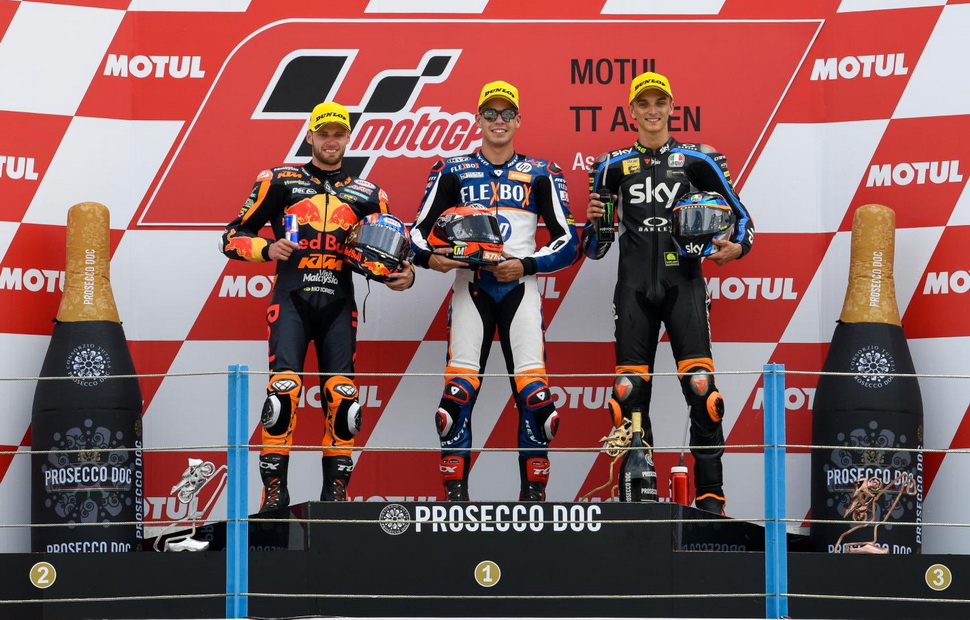 Аугусто Фернандес - победитель Гран-При Нидерландов Moto2 Аугусто Фернандес - победитель Гран-При Нидерландов Moto2