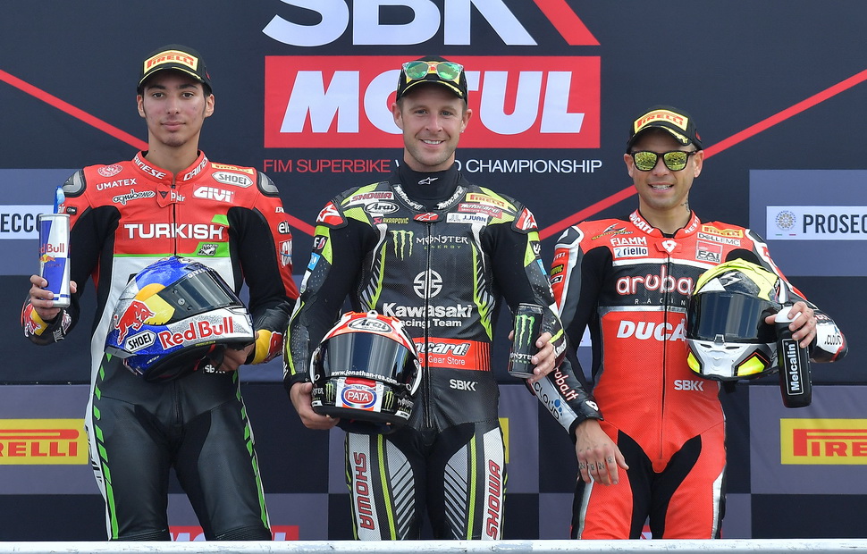Подиум WorldSBK в Doningtion Park, 2 гонка Подиум WorldSBK в Doningtion Park, 2 гонка
