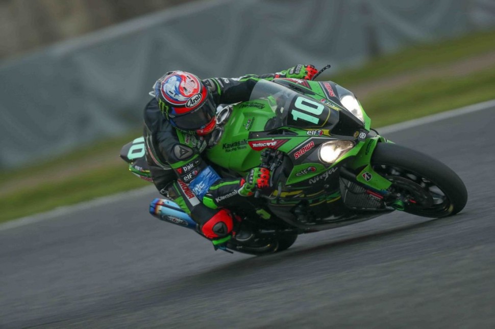 Suzuka 8 Hours: Kawasaki Racing Team лидирует! Suzuka 8 Hours: Kawasaki Racing Team лидирует!