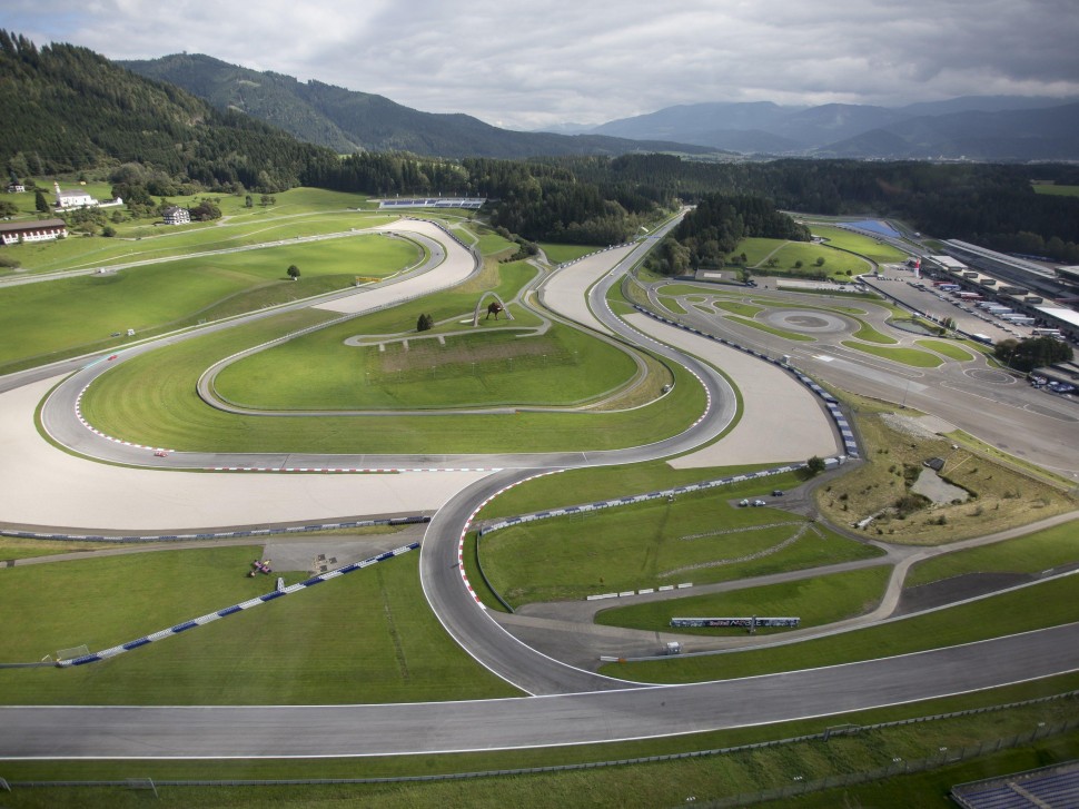 Red Bull Ring - красота неописуемая! Red Bull Ring - красота неописуемая!
