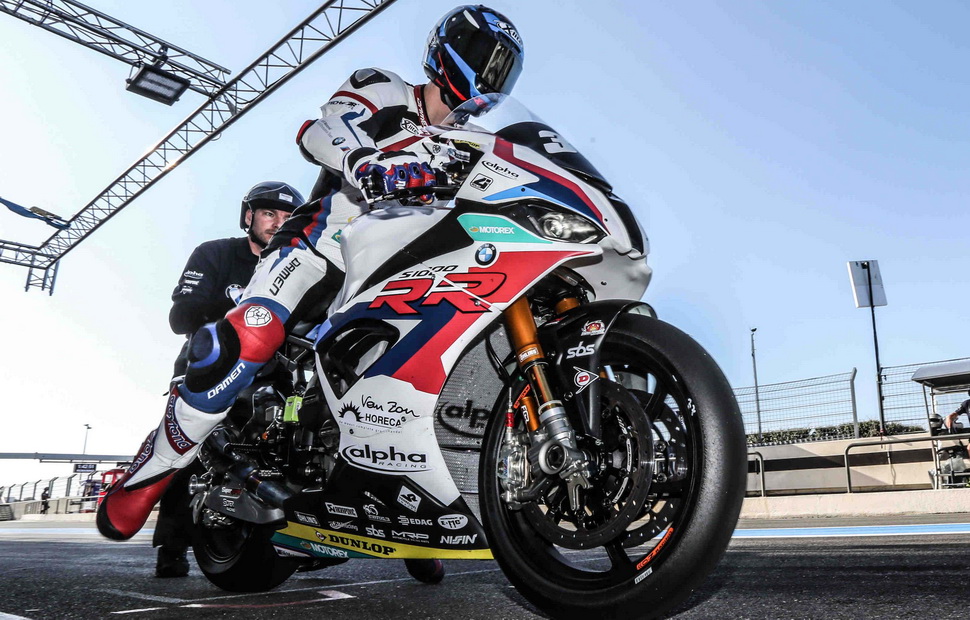 Официальная команда BMW готова к борьбе за подиум в World Endurance Официальная команда BMW готова к борьбе за подиум в World Endurance