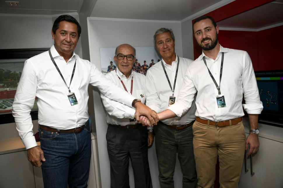 Контракт с Rio Motorsport был подписан спустя полгода после презентации проекта Контракт с Rio Motorsport был подписан спустя полгода после презентации проекта