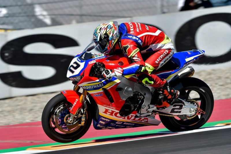 Леон Камье вернулся в седло Honda CBR1000RR SP2 после многомесячного отсутствия Леон Камье вернулся в седло Honda CBR1000RR SP2 после многомесячного отсутствия