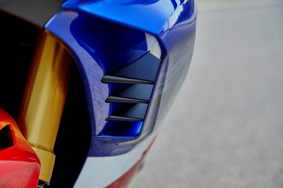 Винглеты Honda Fireblade CBR1000RR-R (2020) Винглеты Honda Fireblade CBR1000RR-R (2020)
