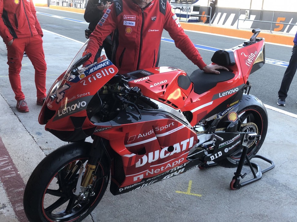 А вот в Ducati GP20 изменений - вагон и маленькая тележка! А вот в Ducati GP20 изменений - вагон и маленькая тележка!