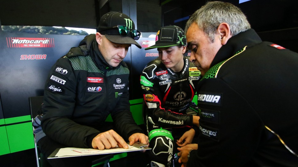 Kawasaki делает все, чтобы Аня Карраско сохранила свои королевские регалии в WorldSSP300 Kawasaki делает все, чтобы Аня Карраско сохранила свои королевские регалии в WorldSSP300