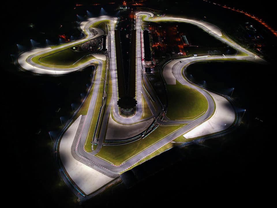Sepang International Circuit будет полностью подсвечен для гонки World Endurance Sepang International Circuit будет полностью подсвечен для гонки World Endurance