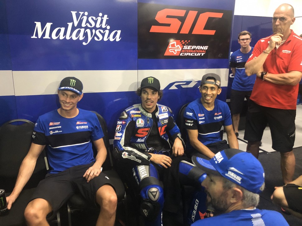 Yamaha Sepang Racing довольная итогами квалификации - они на поул-позиции! Yamaha Sepang Racing довольная итогами квалификации - они на поул-позиции!