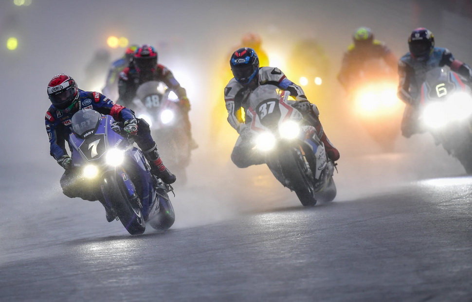 Николо Канепа на старте Sepang 8 Hours Николо Канепа на старте Sepang 8 Hours