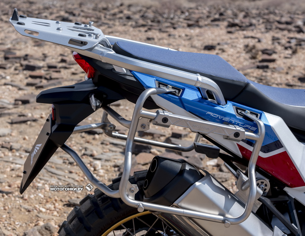 Так должна выглядеть полная система оригинальных крепежей кофров на Honda CRF1100L Так должна выглядеть полная система оригинальных крепежей кофров на Honda CRF1100L