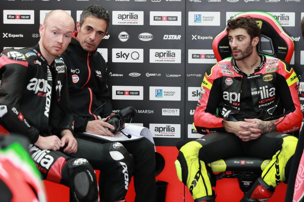 Брадли Смит заменит Янноне на тестах IRTA MotoGP в Сепанге и, вероятно, на первом-втором этапе сезона Брадли Смит заменит Янноне на тестах IRTA MotoGP в Сепанге и, вероятно, на первом-втором этапе сезона