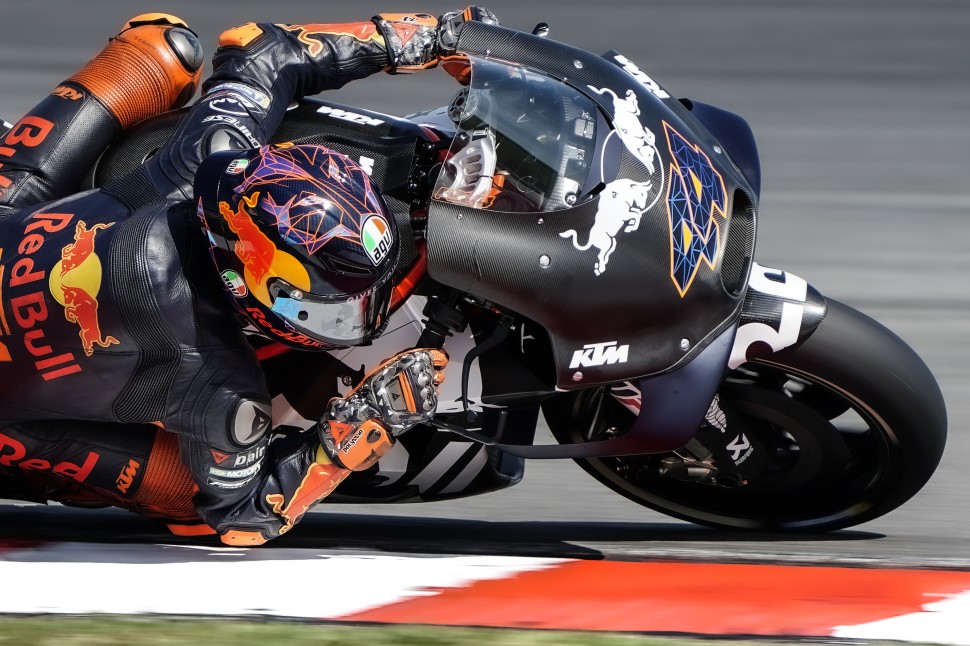 Пол Эспаргаро, KTM Factory Racing на тестах в Сепанге Пол Эспаргаро, KTM Factory Racing на тестах в Сепанге