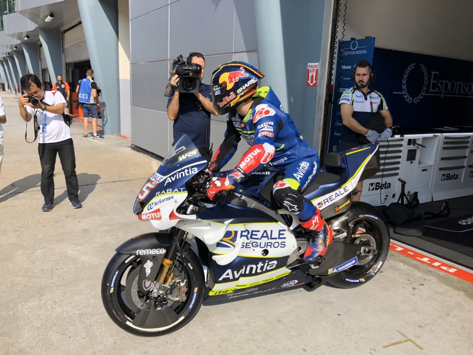 Первый выход на трек Жоана Зарко на Ducati Desmosedici GP19 Первый выход на трек Жоана Зарко на Ducati Desmosedici GP19
