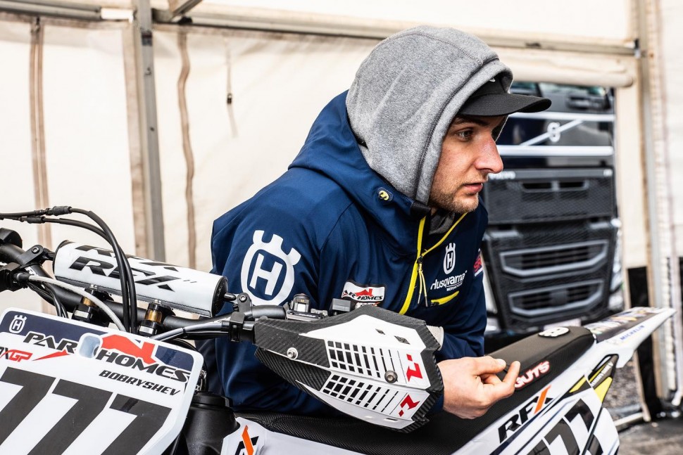 Евгений Бобрышев стартовал в ТОП-20 в первом заезде MXGP Евгений Бобрышев стартовал в ТОП-20 в первом заезде MXGP