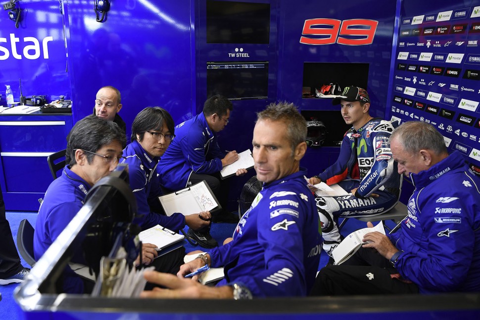 Хорхе Лоренцо получил от Yamaha полный доступ к данным Росси, что позволило ему ускориться Хорхе Лоренцо получил от Yamaha полный доступ к данным Росси, что позволило ему ускориться