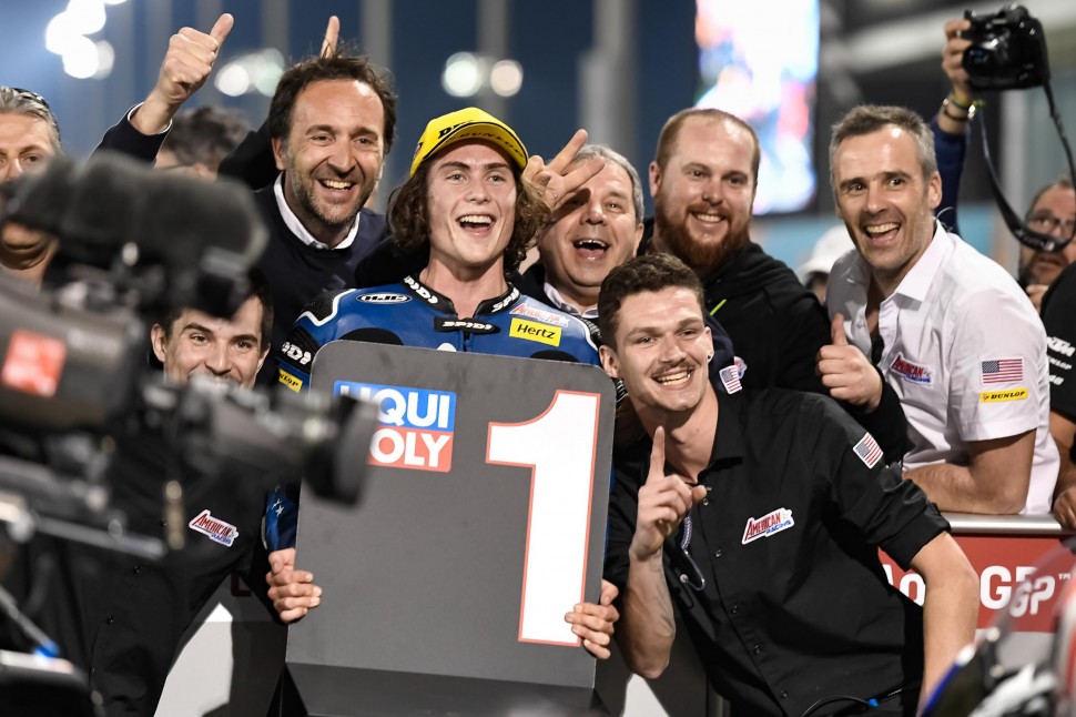 Пилот American Racing Team Джо Робертс стартует в Катаре с поул-позиции Пилот American Racing Team Джо Робертс стартует в Катаре с поул-позиции