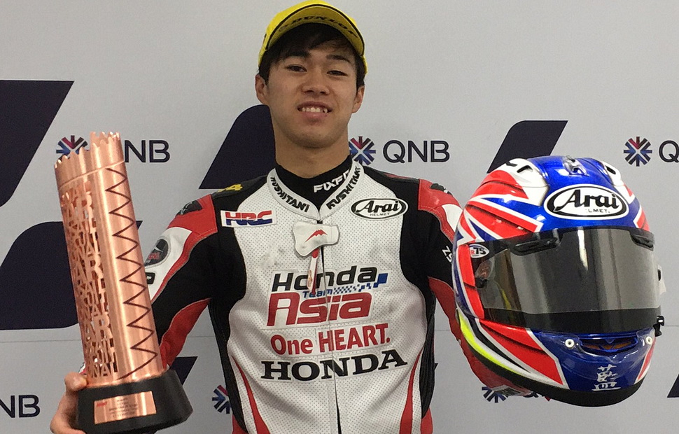 Приятный сюрприз настиг Аи Огуру уже в боксе Asia Honda Team Приятный сюрприз настиг Аи Огуру уже в боксе Asia Honda Team