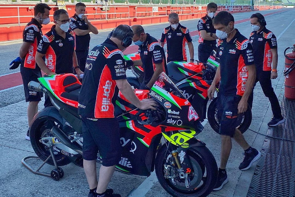 Aprilia RS-GP 2020 года на тестах в Мизано Aprilia RS-GP 2020 года на тестах в Мизано