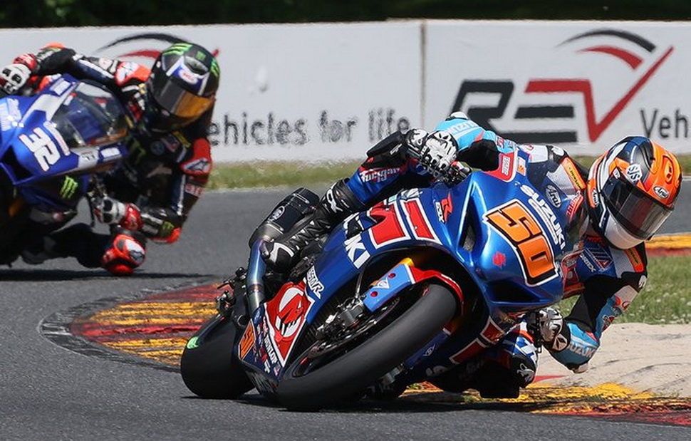 Бобби Фонг (M4 ECSTAR Suzuki) выигрывает 2-ю гонку MotoAmerica в Road America 2 Бобби Фонг (M4 ECSTAR Suzuki) выигрывает 2-ю гонку MotoAmerica в Road America 2