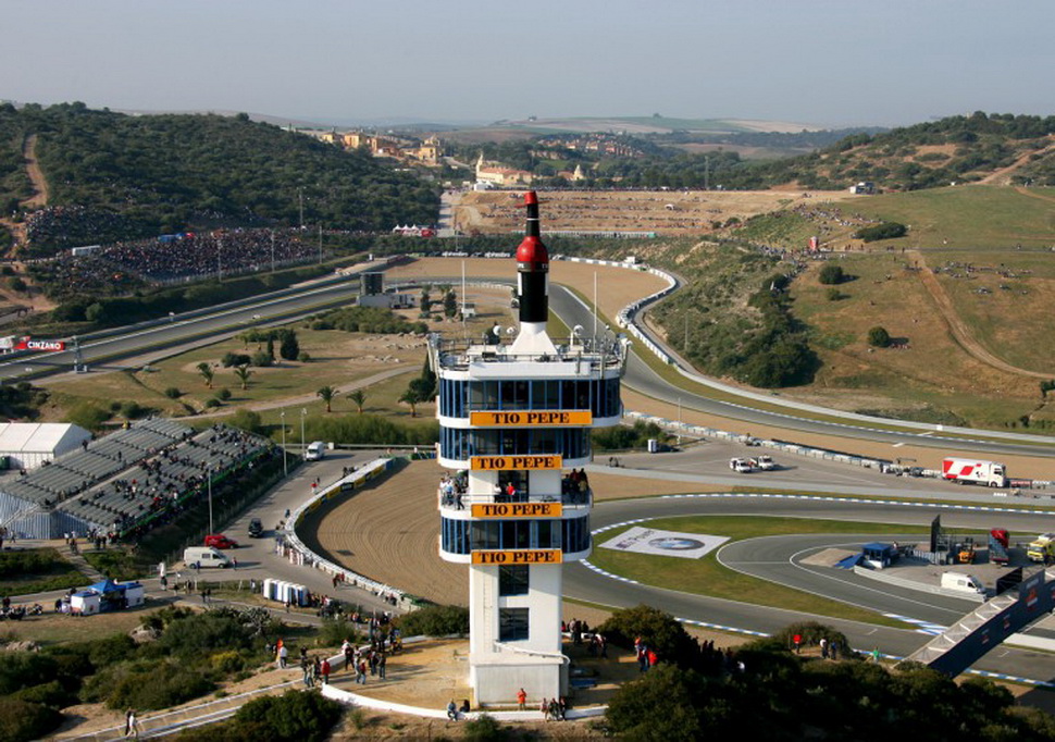 Башня Tio Pepe на Circuito de Jerez (2006 год) Башня Tio Pepe на Circuito de Jerez (2006 год)