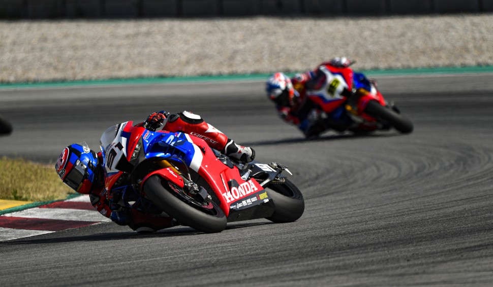 Пилоты Team HRC не участвовали в общей дуэли - у них были свои задачи Пилоты Team HRC не участвовали в общей дуэли - у них были свои задачи