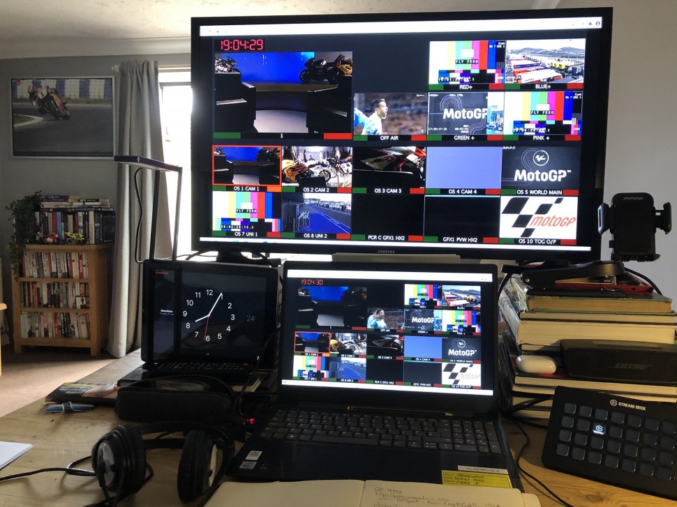 Вот так теперь выглядит студия комментатора Eurosport Чарли Хискотта Вот так теперь выглядит студия комментатора Eurosport Чарли Хискотта