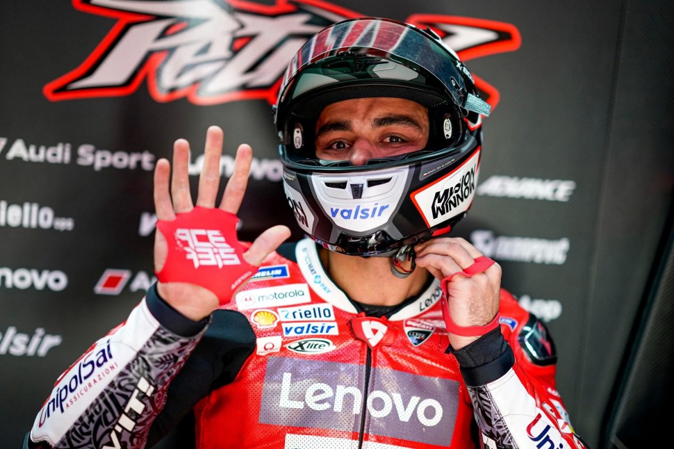 Данило Петруччи уверен, что решение насчет Ducati только ускорит Довициозо в 2020 году Данило Петруччи уверен, что решение насчет Ducati только ускорит Довициозо в 2020 году