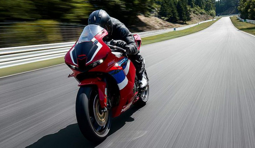 Honda CBR600RR (2021) Honda CBR600RR (2021)