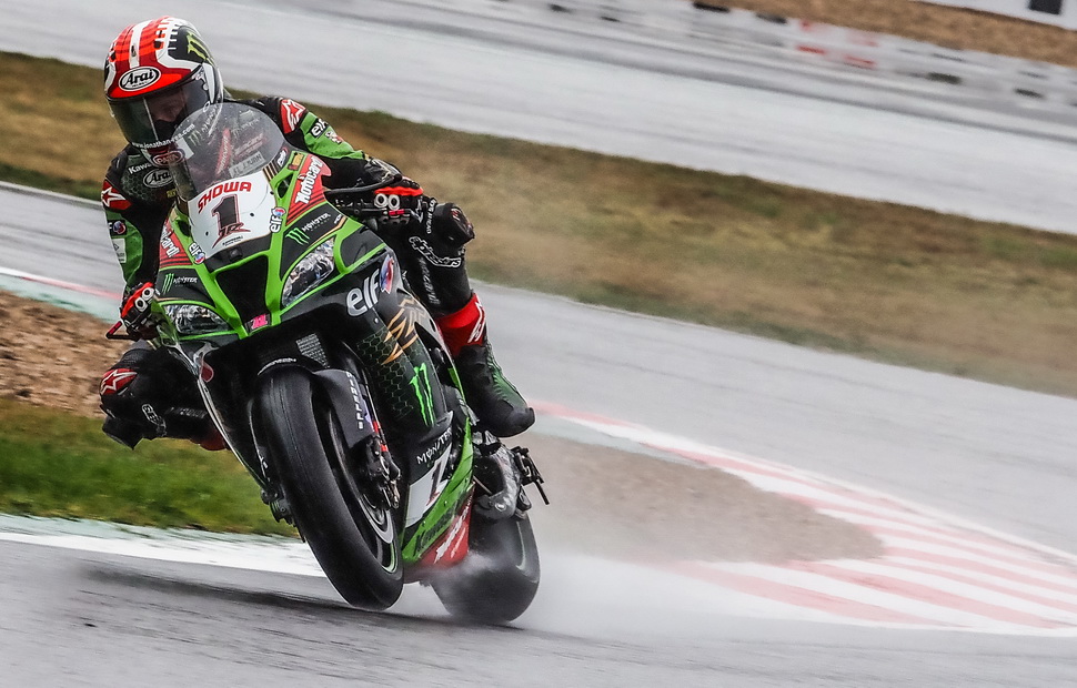Джонатан Рэй возглавил дождевую FP1 в Magny-Cours Джонатан Рэй возглавил дождевую FP1 в Magny-Cours