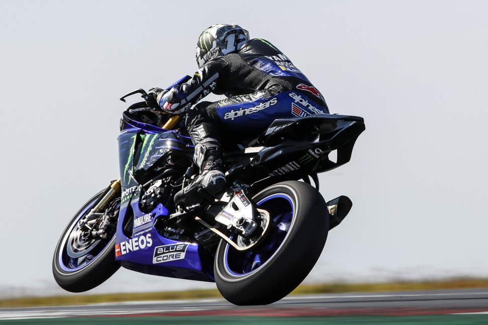 Маверик Виньялес на Yamaha YZF-R1 Маверик Виньялес на Yamaha YZF-R1