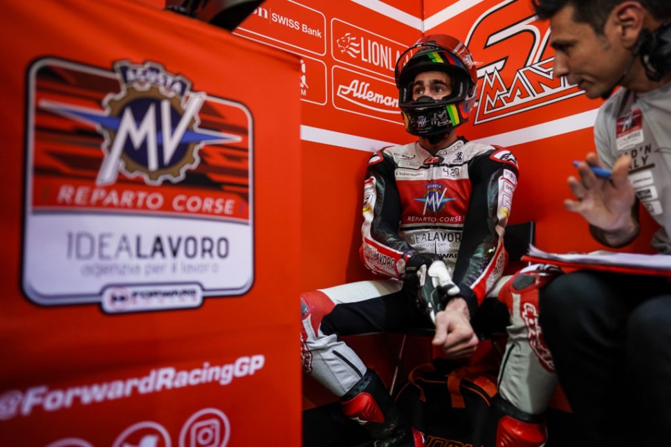 Стефано Манци принес первый поул MV Agusta за 44 года! Стефано Манци принес первый поул MV Agusta за 44 года!