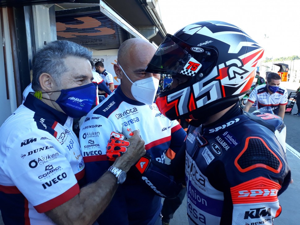 Альберт Аренас и Aspar Racing довольны: уикенд в Валенсии пережит без потерь! Альберт Аренас и Aspar Racing довольны: уикенд в Валенсии пережит без потерь!