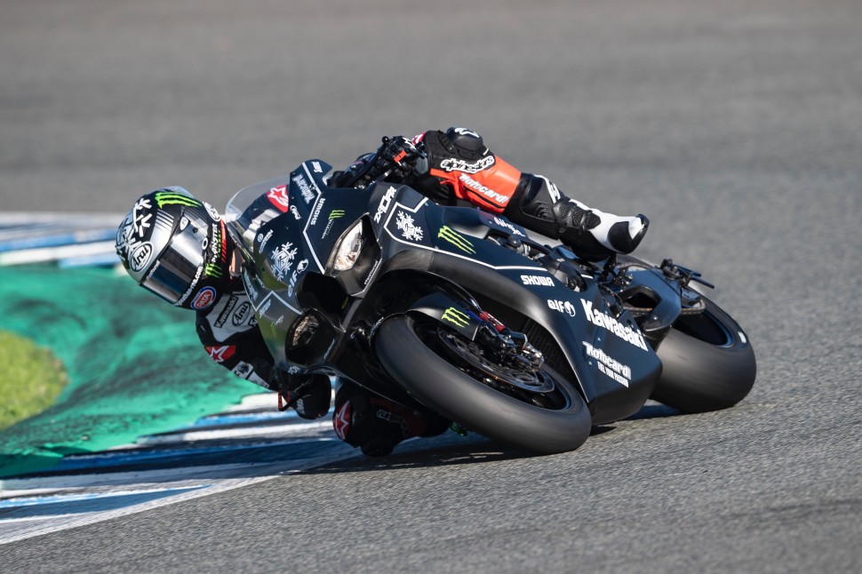 KRT показала официальный дизайн своего новенького Kawasaki ZX-10RR (2021) в Хересе KRT показала официальный дизайн своего новенького Kawasaki ZX-10RR (2021) в Хересе