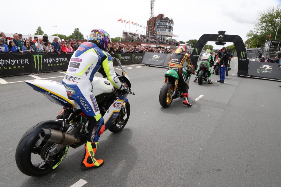 Гонки Isle of Man TT 2021 года отменены Гонки Isle of Man TT 2021 года отменены