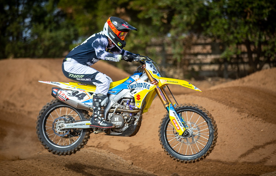 Макс Анстри из Twisted Tea/H.E.P. Motorsports Suzuki Racing Team Макс Анстри из Twisted Tea/H.E.P. Motorsports Suzuki Racing Team
