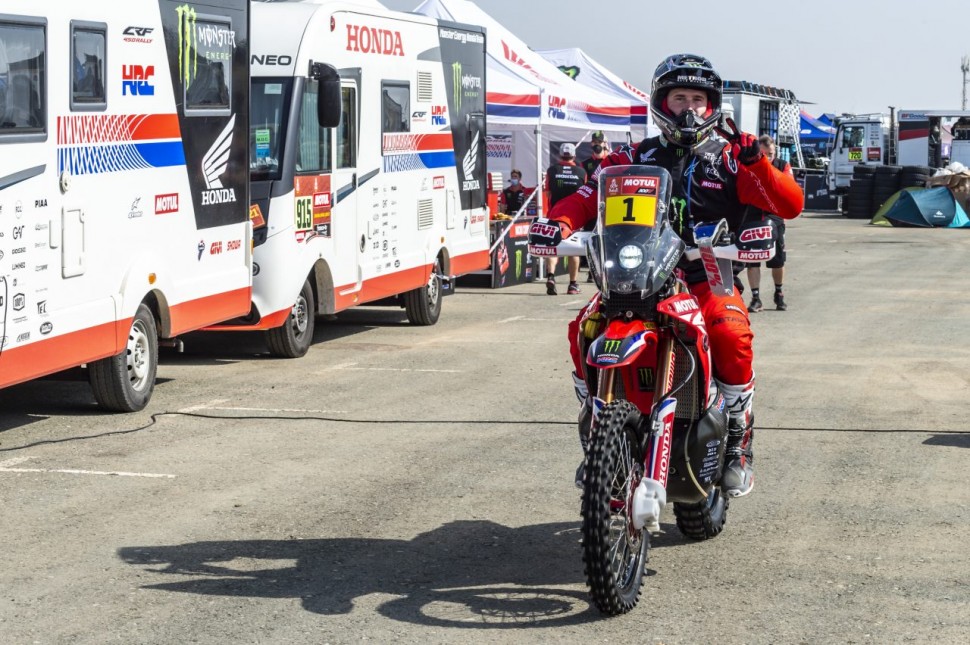 Победитель Дакара 2020 года - Рики Брабек, Monster Energy Honda Team Победитель Дакара 2020 года - Рики Брабек, Monster Energy Honda Team