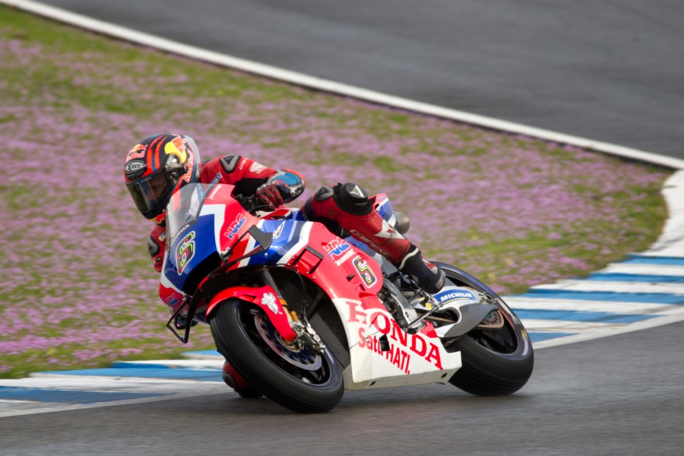 Штефан Брадль на тестах с Test Team HRC в Хересе Штефан Брадль на тестах с Test Team HRC в Хересе