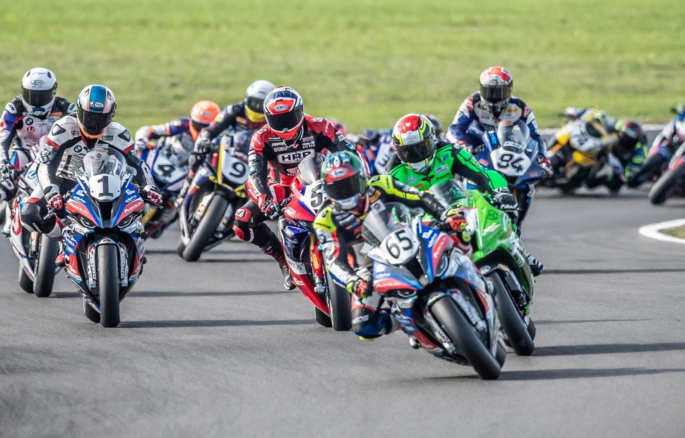 iDM Superbike по уровню значимости равноценен EWC для BMW iDM Superbike по уровню значимости равноценен EWC для BMW